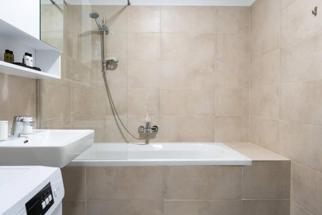 1Br Excellence, Fast To Centre By Hm Viena Exterior foto